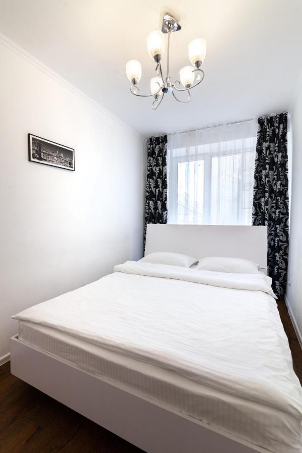 Leogrand Apartments On Svobody ลวีฟ ภายนอก รูปภาพ
